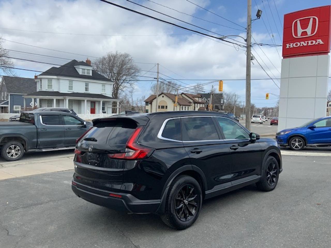 2025 Honda CR-V Sport Photo