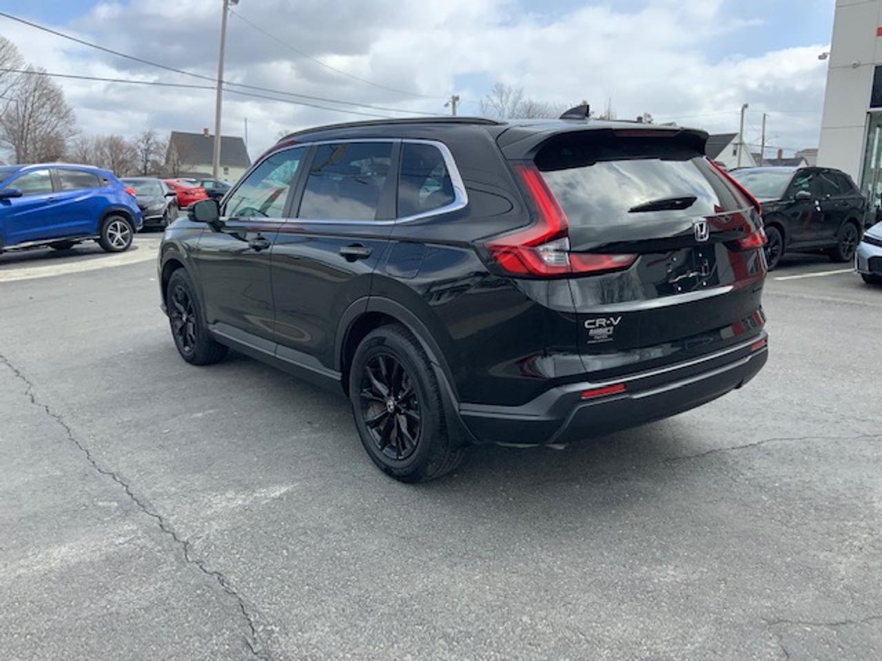 2025 Honda CR-V Sport Photo