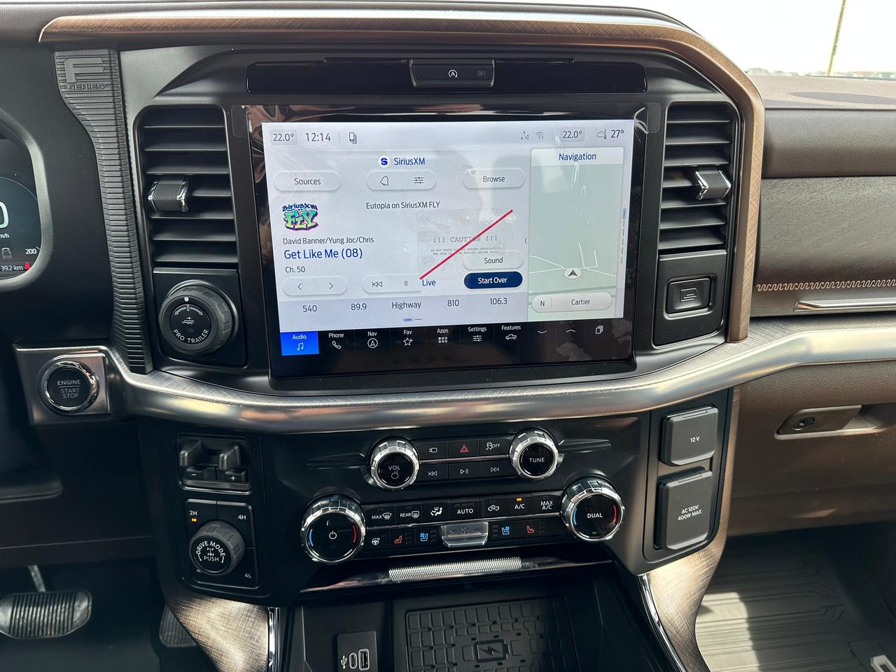 2026 Ford F-150 King Ranch 4WD SuperCrew 5.5' Box Photo5