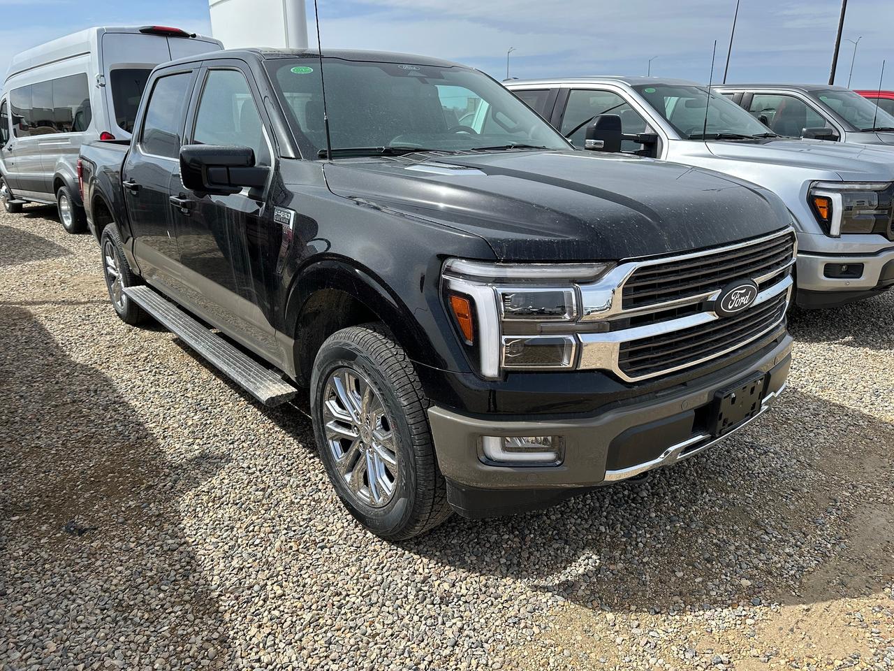 2026 Ford F-150 King Ranch 4WD SuperCrew 5.5' Box Photo5