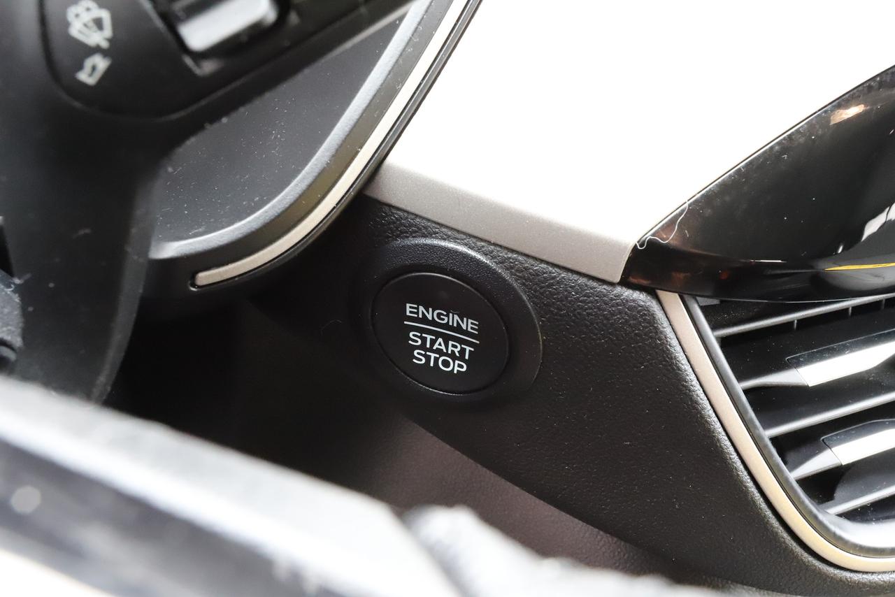 2021 Ford Escape SE FWD Photo