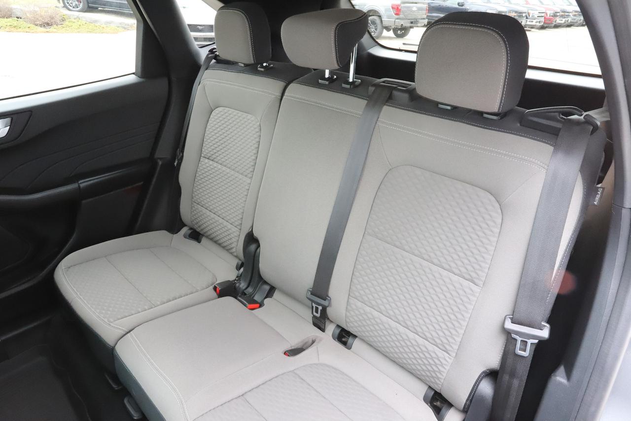 2021 Ford Escape SE FWD Photo