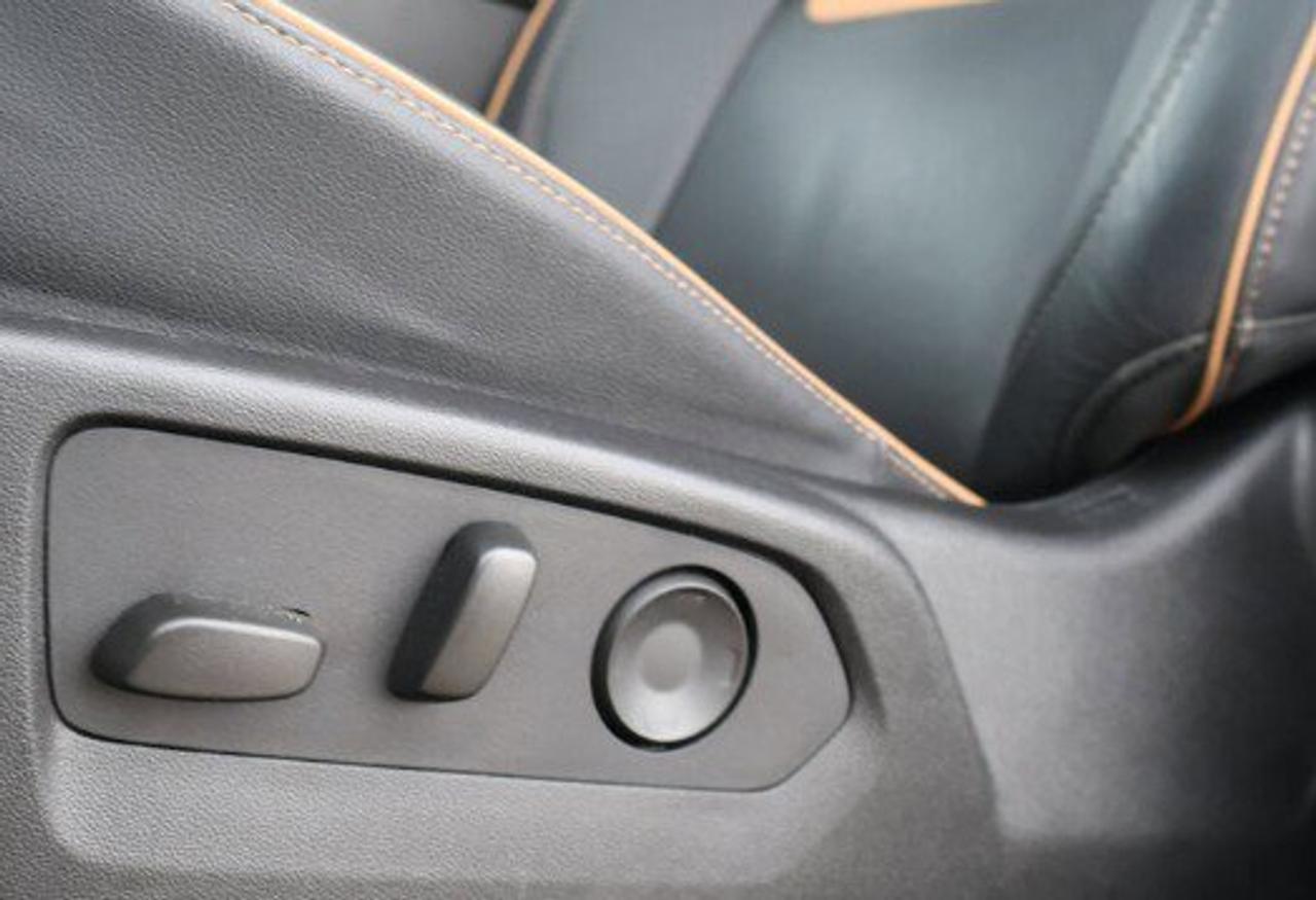 2024 GMC Yukon AT4 | | Remote Start | Photo