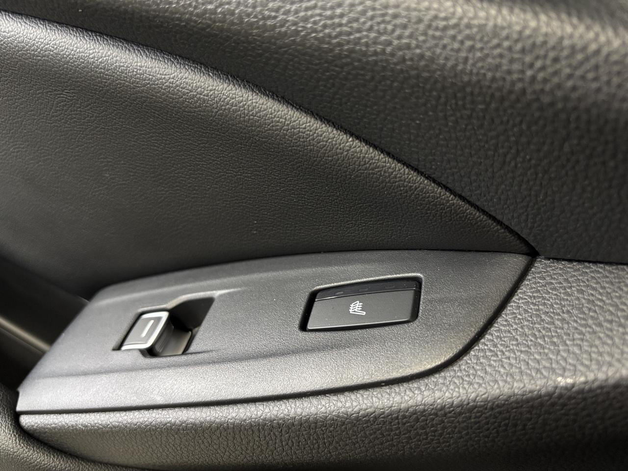 2022 Honda Accord Sedan Touring 2.0T|NAV|HUD|LEATHER|WOOD|SUNROOF|SAFETECH Photo