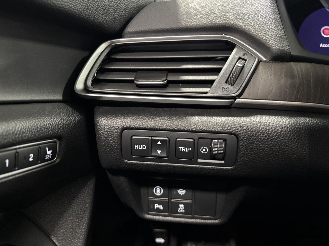 2022 Honda Accord Sedan Touring 2.0T|NAV|HUD|LEATHER|WOOD|SUNROOF|SAFETECH Photo