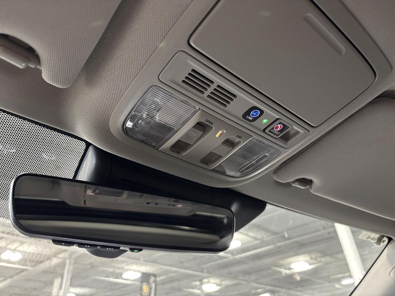 2022 Honda Accord Sedan Touring 2.0T|NAV|HUD|LEATHER|WOOD|SUNROOF|SAFETECH Photo