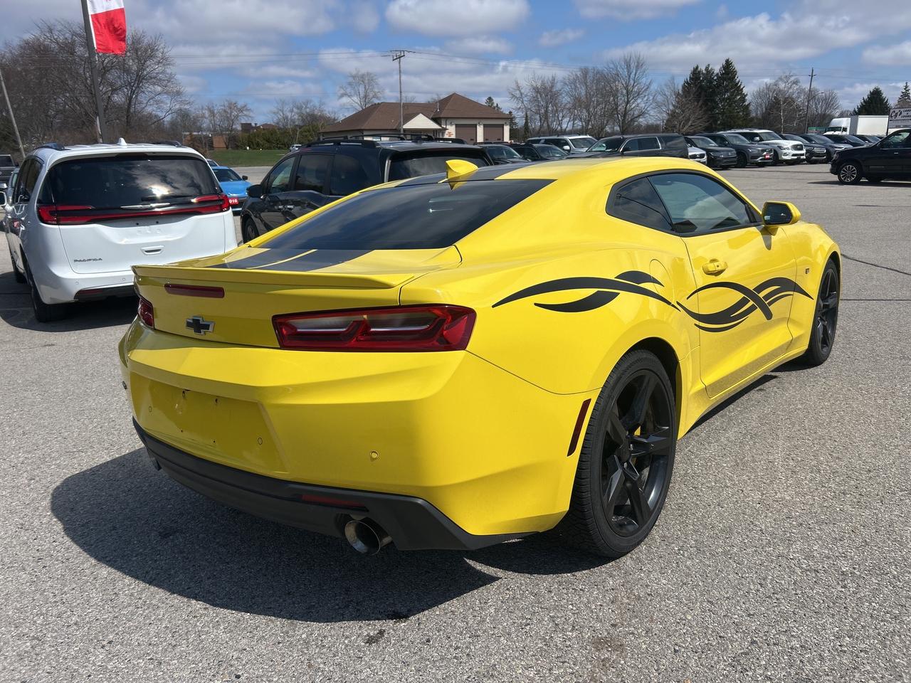 2017 Chevrolet Camaro 2LT, 6 CYL, SUNROOF, REMOTE START, CLEAN CARFAX! - Photo #6