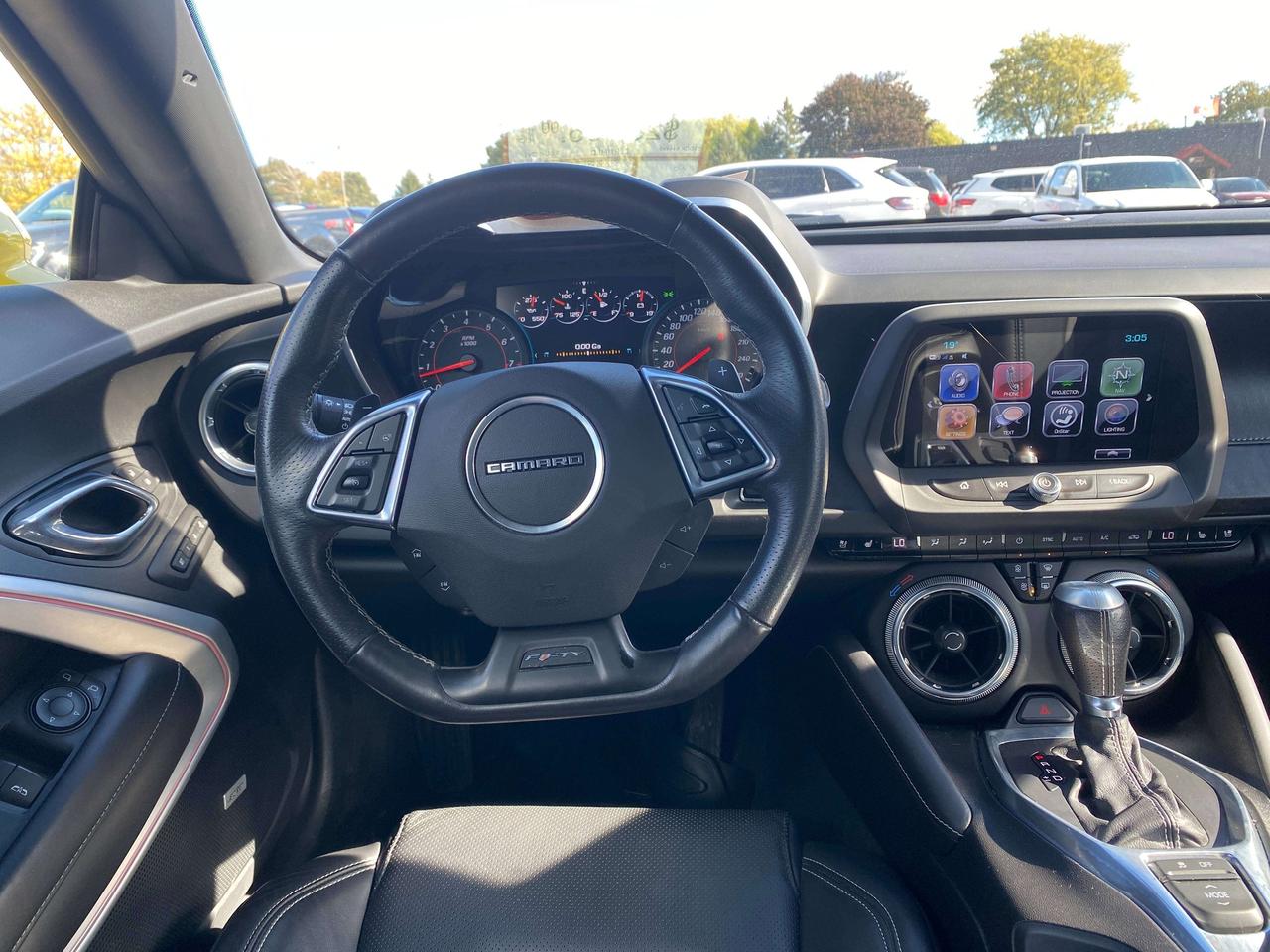 2017 Chevrolet Camaro 2LT, 6 CYL, SUNROOF, REMOTE START, CLEAN CARFAX! Photo