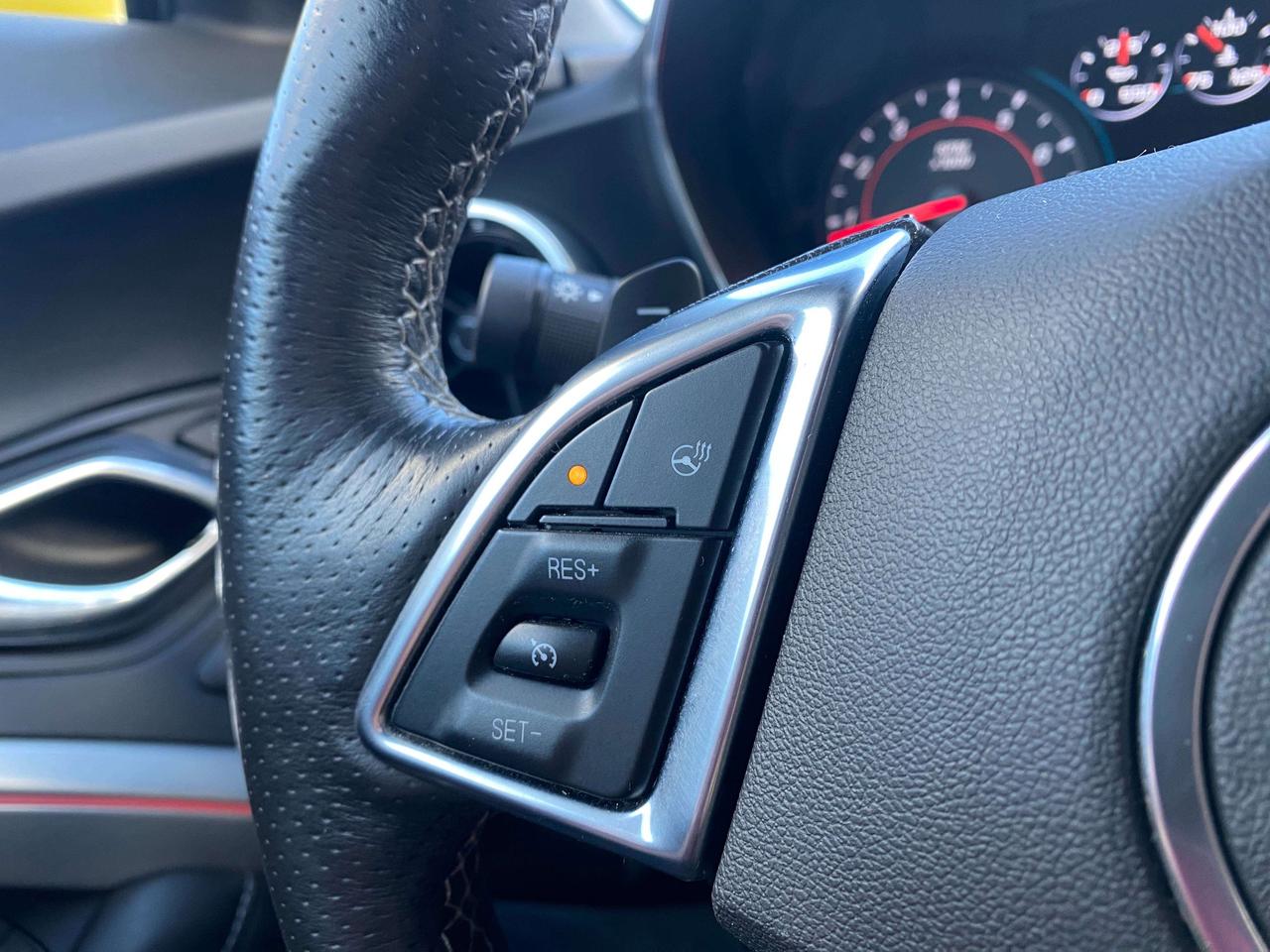 2017 Chevrolet Camaro 2LT, 6 CYL, SUNROOF, REMOTE START, CLEAN CARFAX! - Photo #14