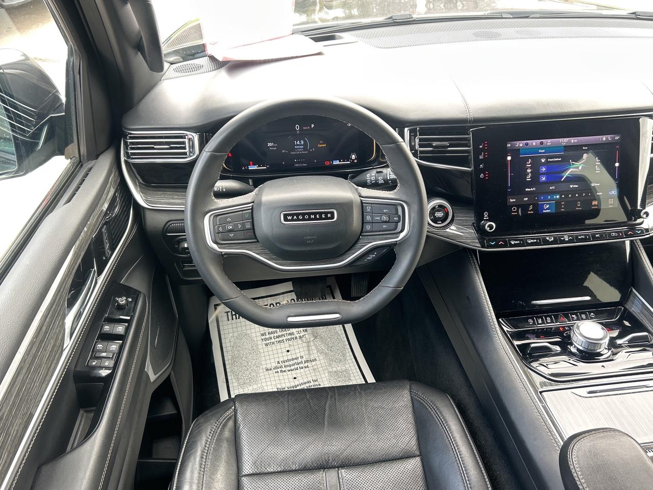 2022 Jeep Wagoneer SERIES III, CLEAN CARFAX, REAR DVD'S, 8 PASSENGER! - Photo #10