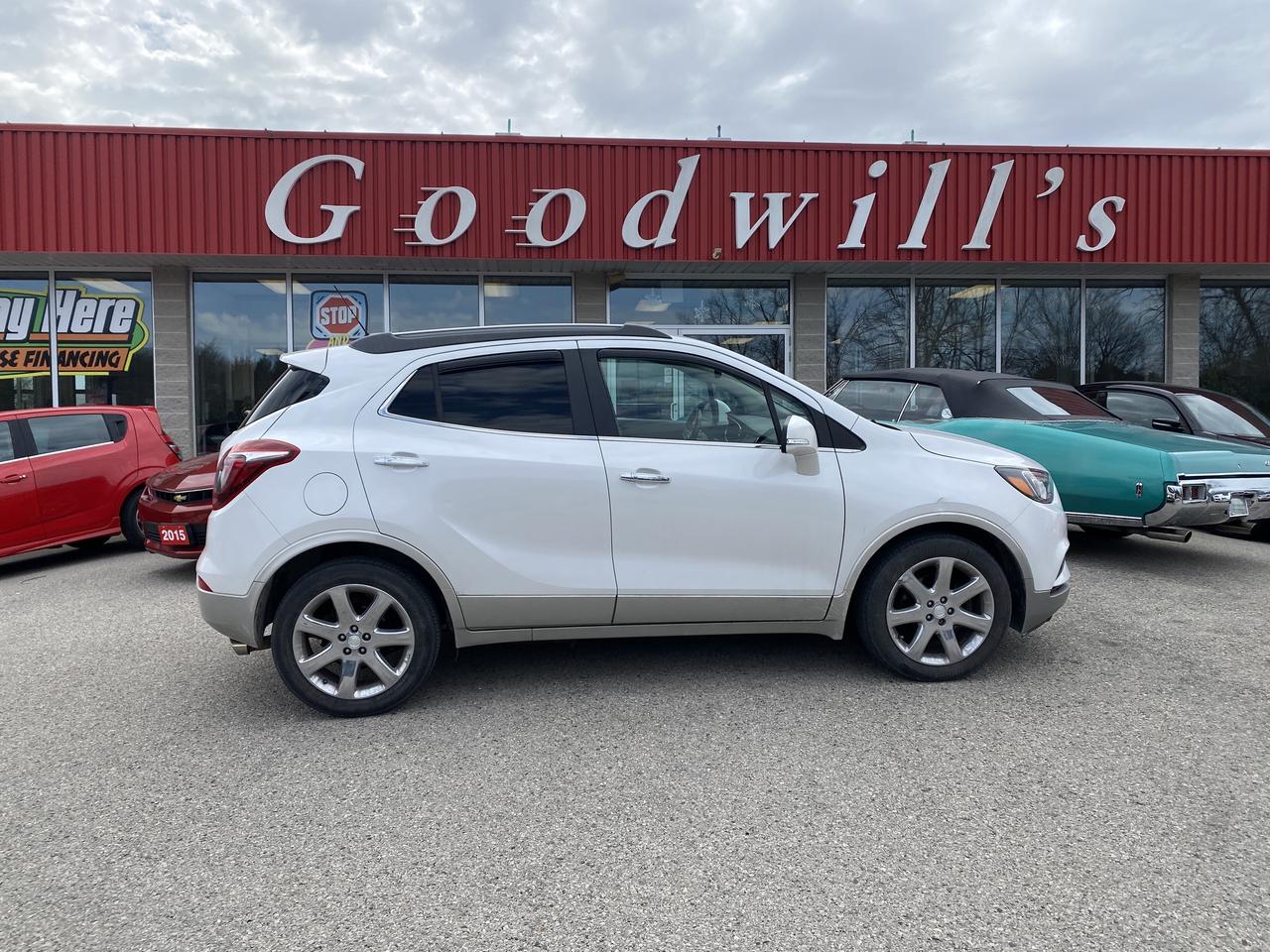 HEATED LEATHER, SUNROOF, BLUETOOTH, NAVIGATION, BACK UP CAMERA, REMOTE START, HEATED STEERING WHEEL & BLIND SPOT MONITORS! APPLY ONLINE FOR PREAPPROVAL ON FINANCING TODAY Low bank financing rates! Good or bad credit welcome. Let us help restore your credit history. In house financing available as well at reasonable rates! Easy online credit application 24/7 on our website. We have over 250 quality pre-owned vehicles in stock at all times with fresh units arriving daily! Click our banner to view our entire inventory. Buy with confidence when you shop at Goodwills . We are a family owned business serving the community and many other cities such as Kitchener, London, St. Thomas, Tillsonburg, Cambridge, Guelph, Mississauga, Hamilton, Brantford, Oakville, Ingersoll and Woodstock. Vehicle history reports are always available and we are a full disclosure dealer. We service what we sell in our large six bay service shop. Our vehicles are certified and detailed. Of course trade-ins are always welcome. We thank you for your consideration at Goodwills, where you will find big city selection at small town pricing. All prices are plus HST and LICENSING