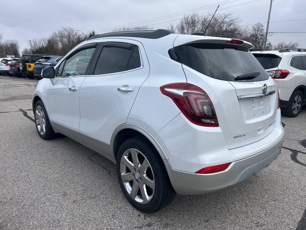 2017 Buick Encore ESSENCE, CLEAN CARFAX, REMOTE START, SUNROOF! - Photo #4