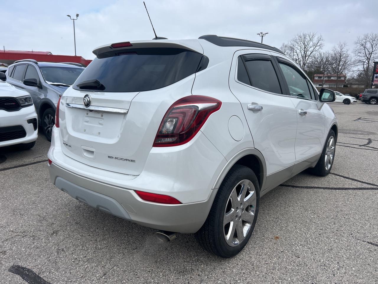 2017 Buick Encore ESSENCE, CLEAN CARFAX, REMOTE START, SUNROOF! - Photo #6
