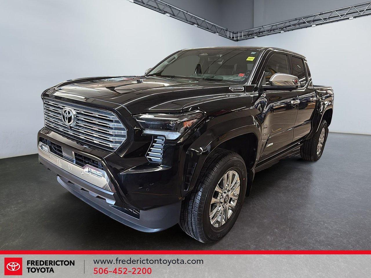 2026 Toyota TACOMA HYBRID Limited Photo0