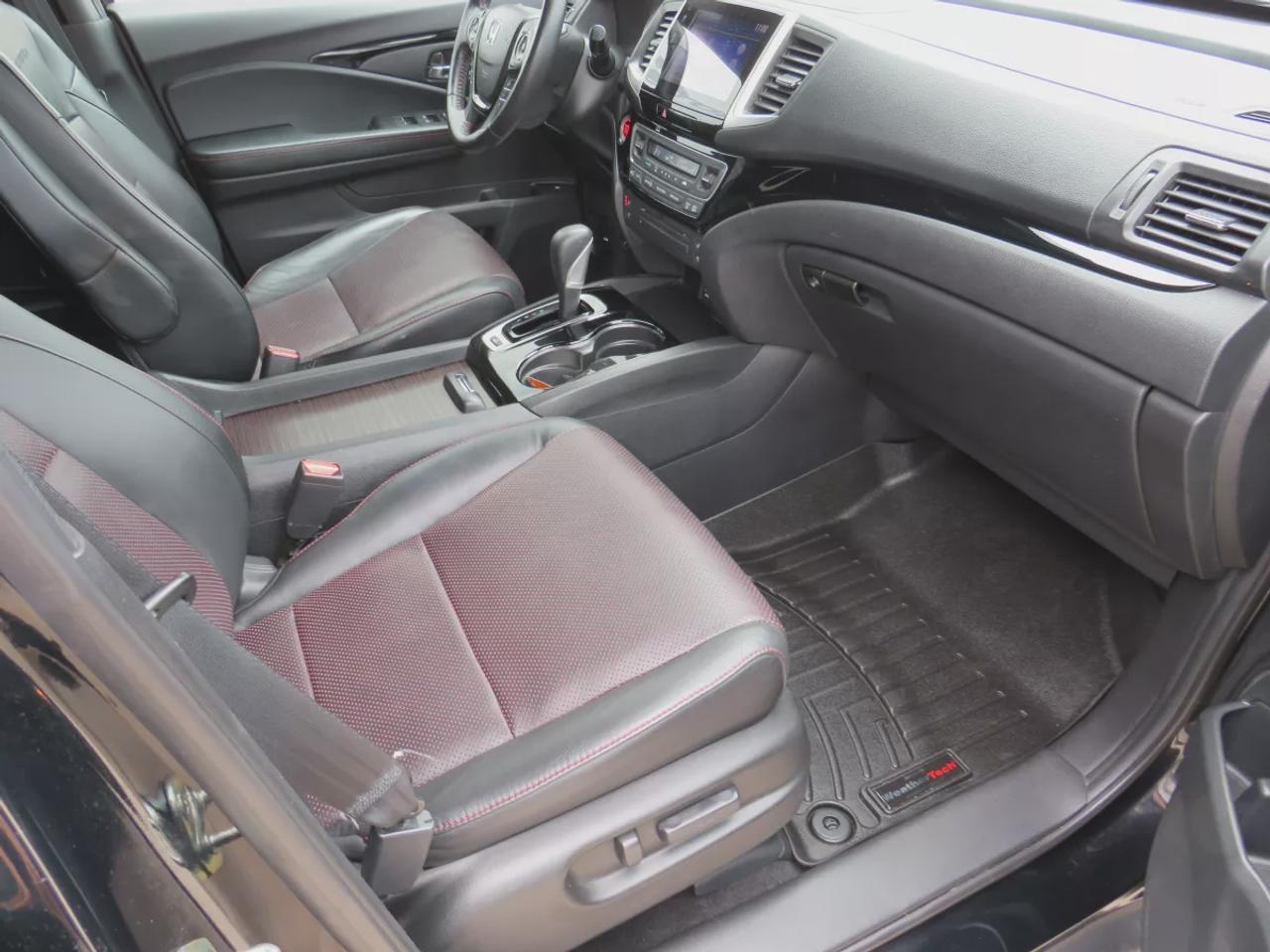 2019 Honda Ridgeline Black Edition | LOW KM | Clean Title | AWD | Remote Start | Leather | Sunroof | Navigation | Tonneau Cover | Photo