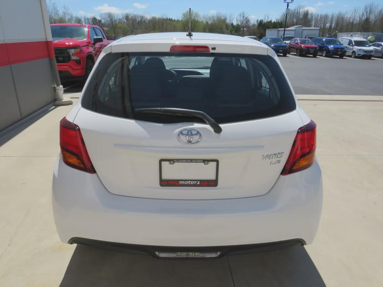 2017 Toyota Yaris LE | Clean Title No Accidents | A/C | Automatic | Digital Touchscreen |Power Doors | Power Locks | Cruise Control | Photo