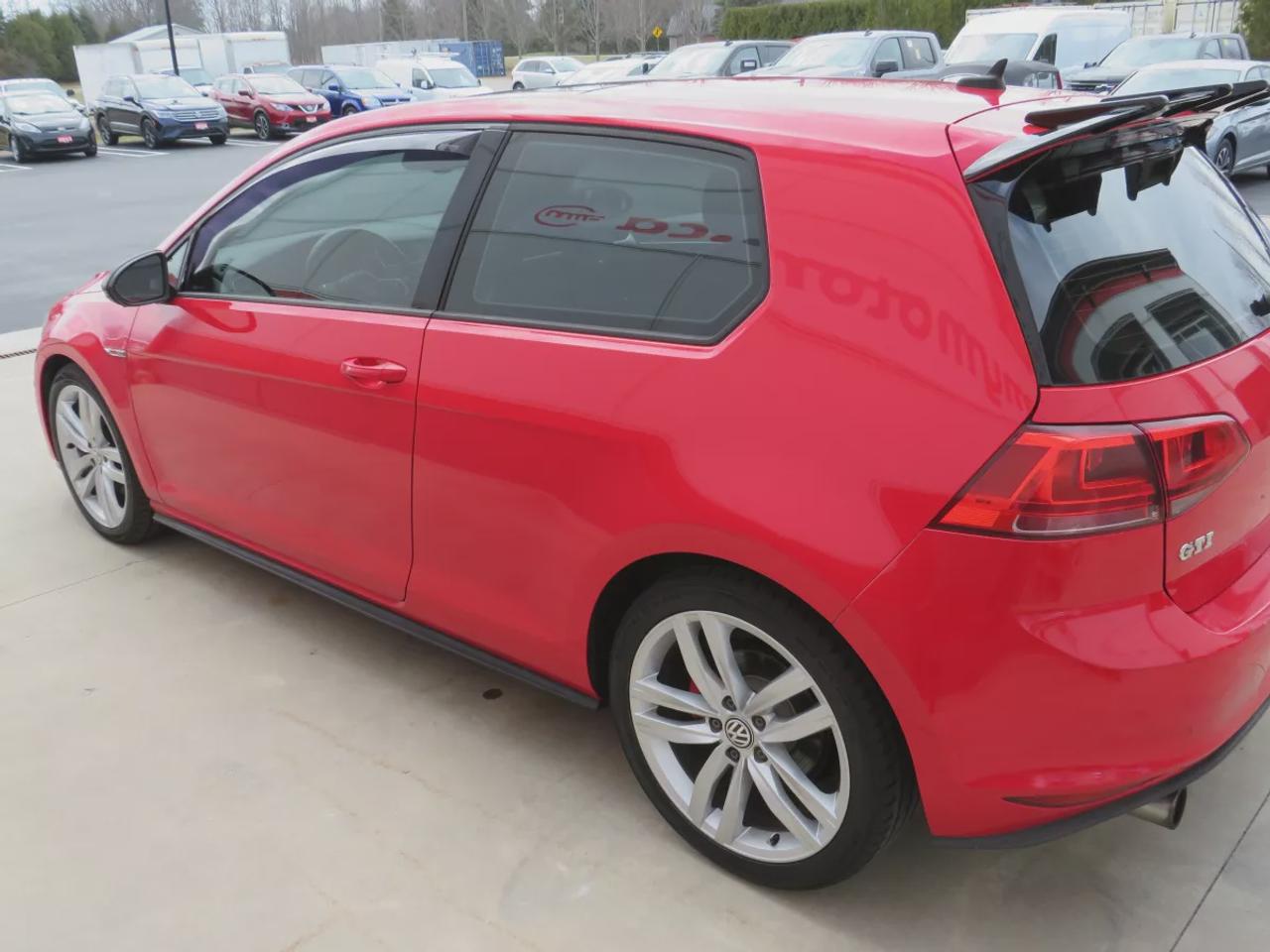 2015 Volkswagen Golf GTI 3DR HB MAN Photo
