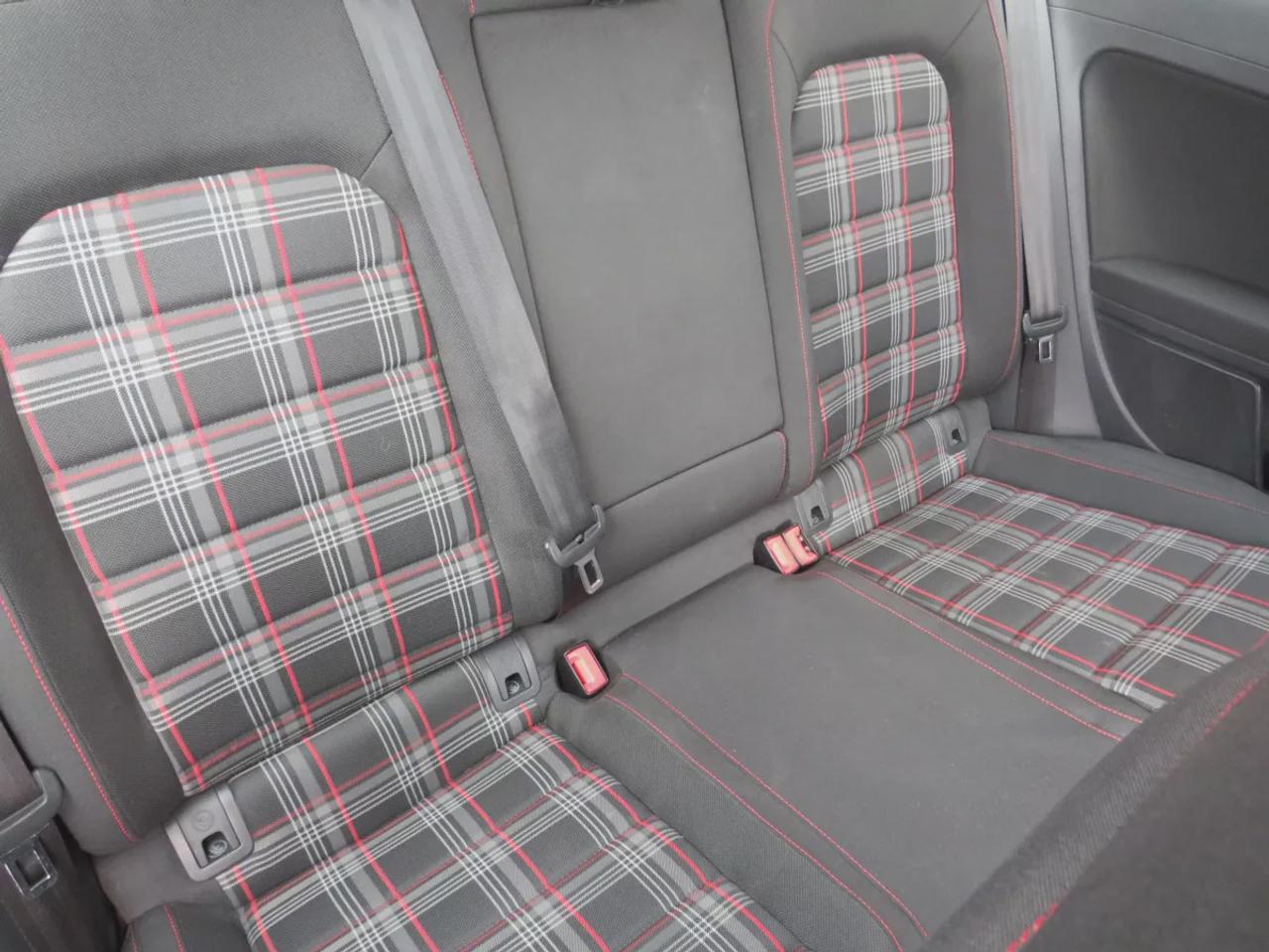 2015 Volkswagen Golf GTI 3DR HB MAN Photo