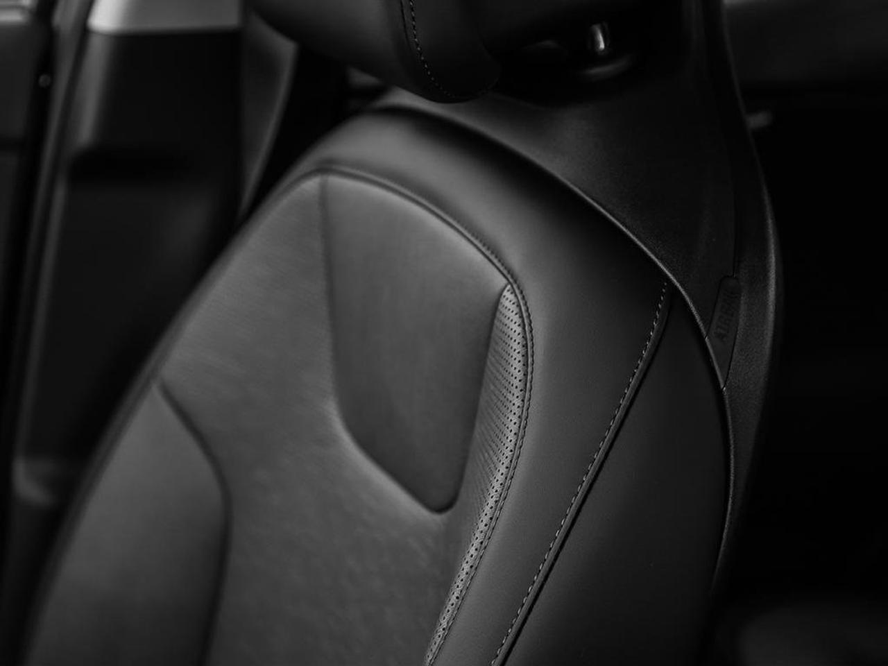 2026 Kia NIRO EV WAVE Photo