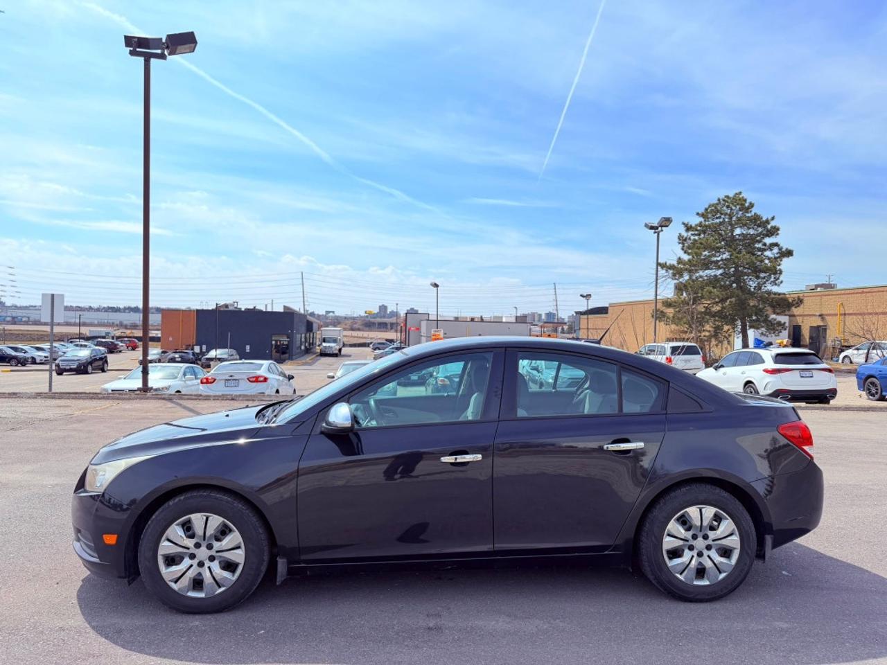 2013 Chevrolet Cruze LS Auto 4dr Sedan Automatic Photo