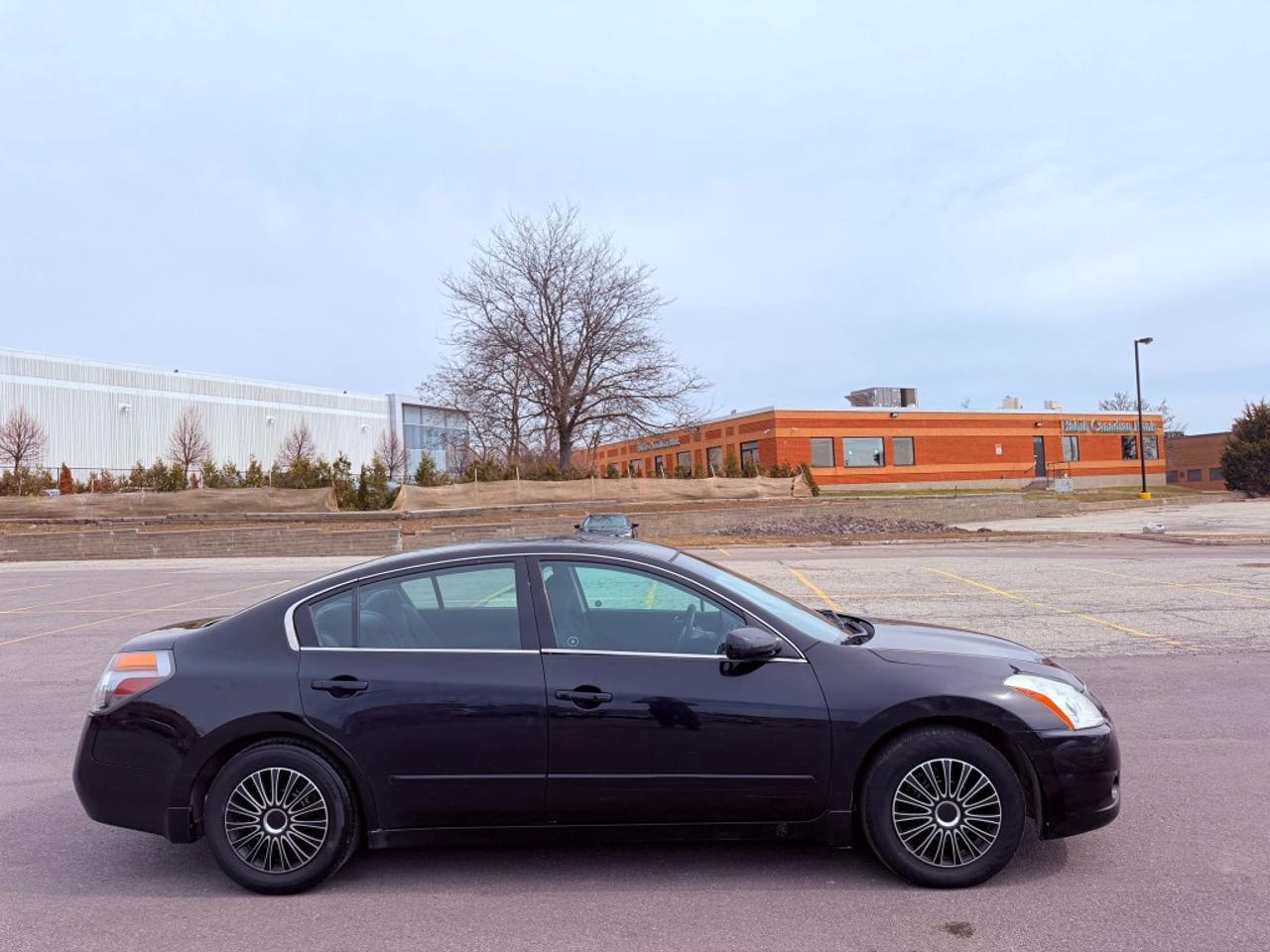 2010 Nissan Altima Auto, FWD, 2.5L 4cyl, Photo