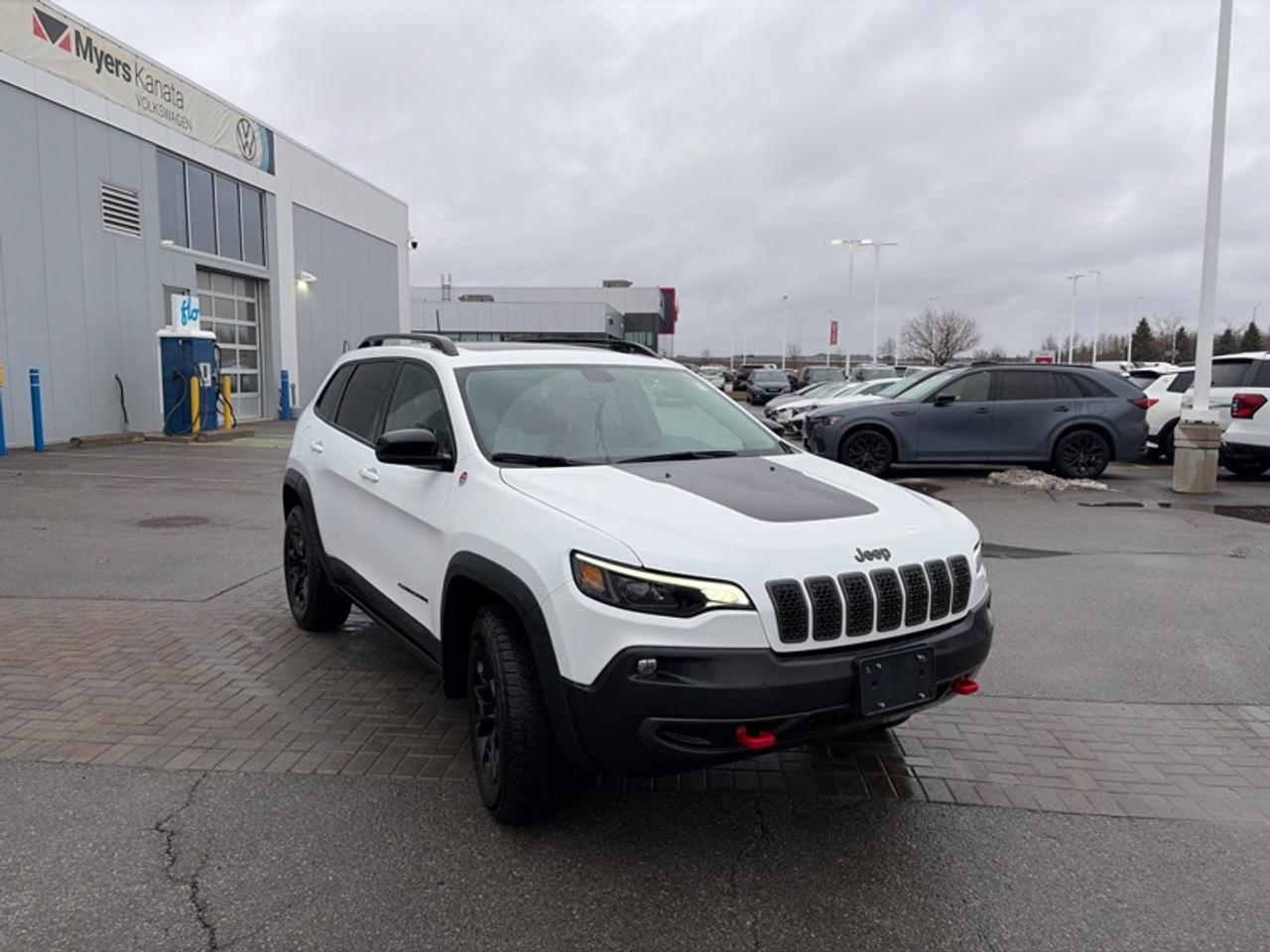 2022 Jeep Cherokee Trailhawk Elite  - Cooled Seats Photo