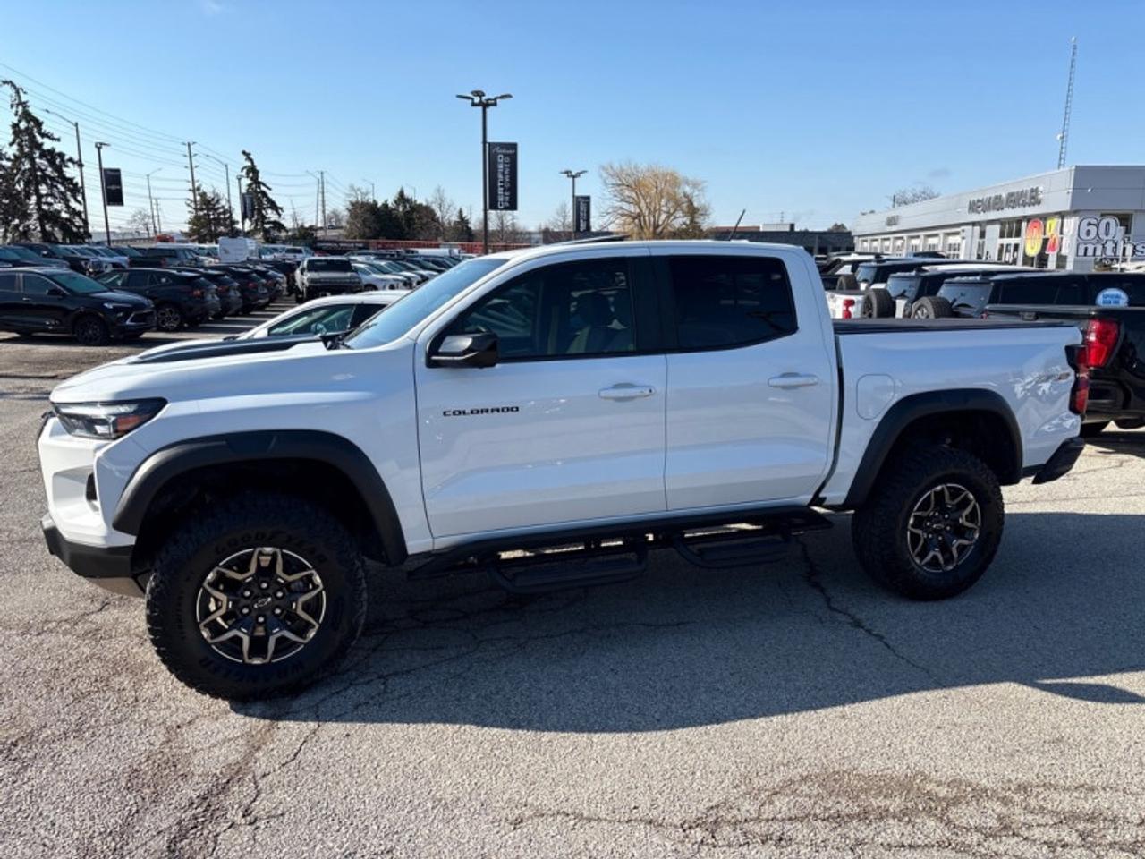 2024 Chevrolet Colorado ZR2  SUNROOF|TONNEAU COVER| Photo