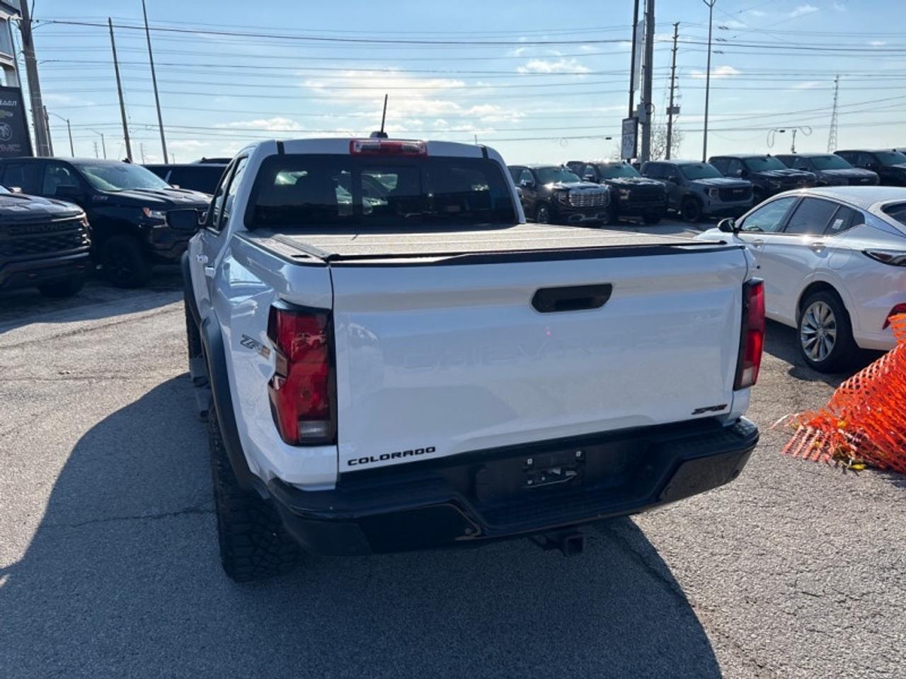2024 Chevrolet Colorado ZR2  SUNROOF|TONNEAU COVER| Photo
