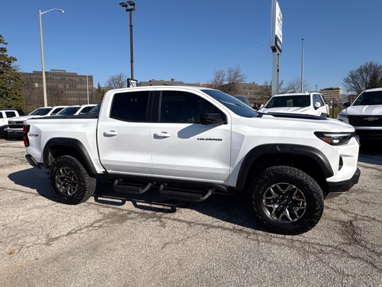 2024 Chevrolet Colorado ZR2  SUNROOF|TONNEAU COVER| Photo