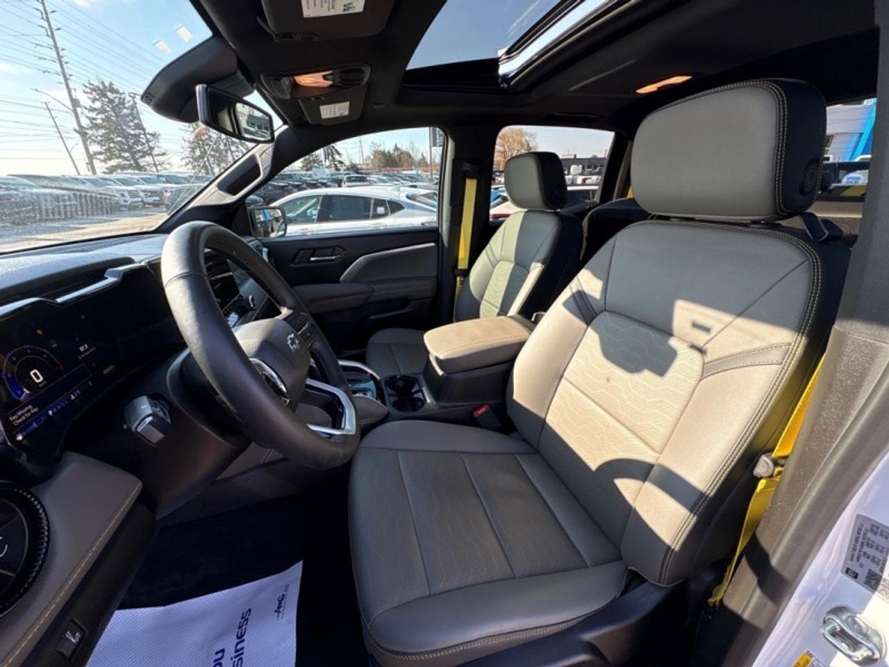 2024 Chevrolet Colorado ZR2  SUNROOF|TONNEAU COVER| Photo
