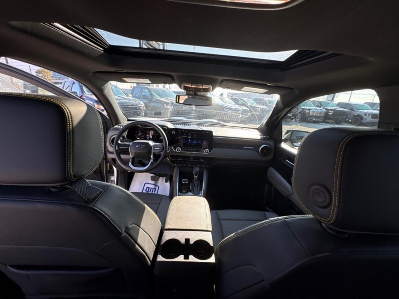 2024 Chevrolet Colorado ZR2  SUNROOF|TONNEAU COVER| Photo