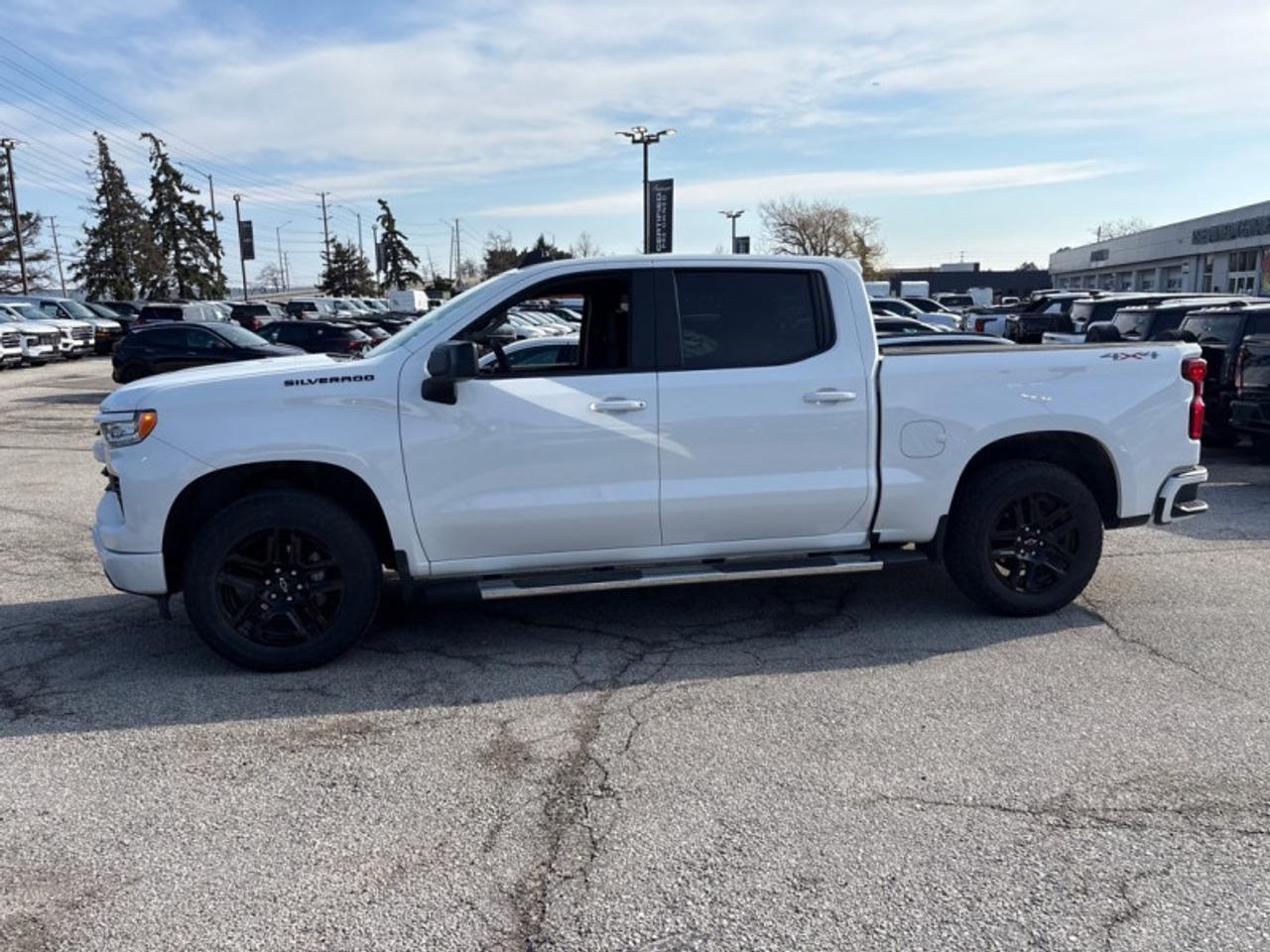2024 Chevrolet Silverado 1500 RST  5.3L|BUCKET SEATS Photo3