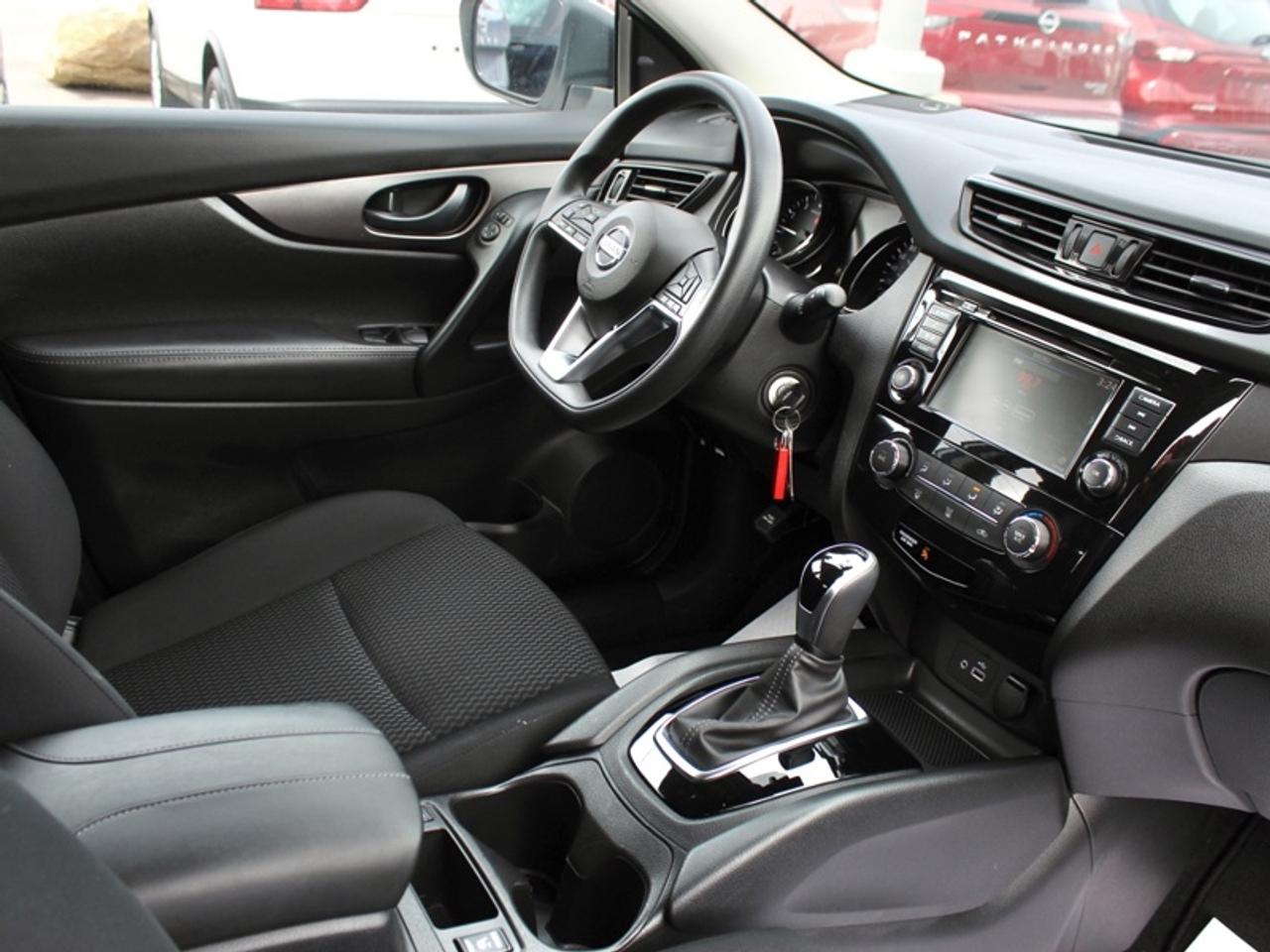 2023 Nissan Qashqai S AWD  - Heated Seats -  Apple CarPlay Photo