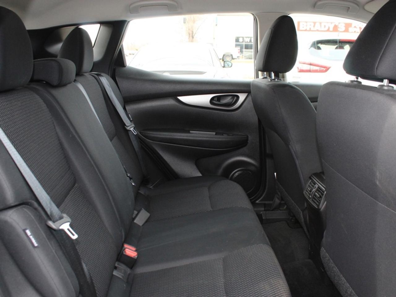 2023 Nissan Qashqai S AWD  - Heated Seats -  Apple CarPlay Photo