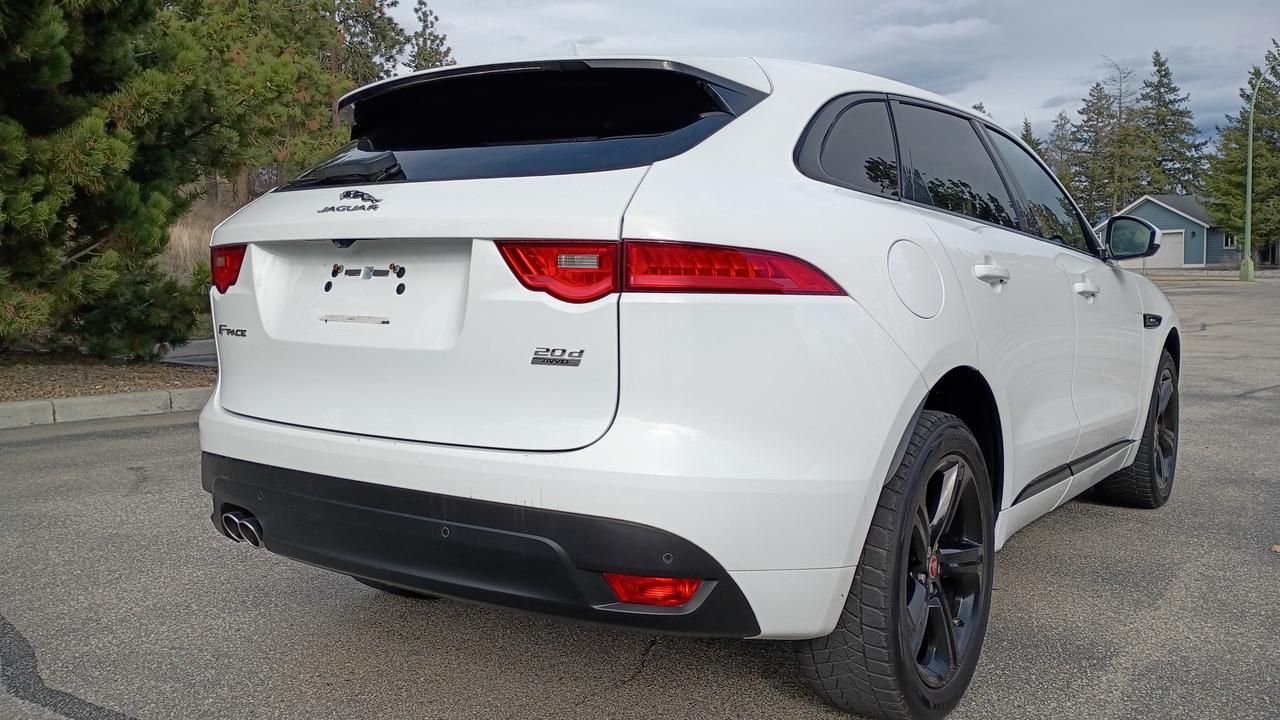 2018 Jaguar F-PACE 20d R-Sport Photo
