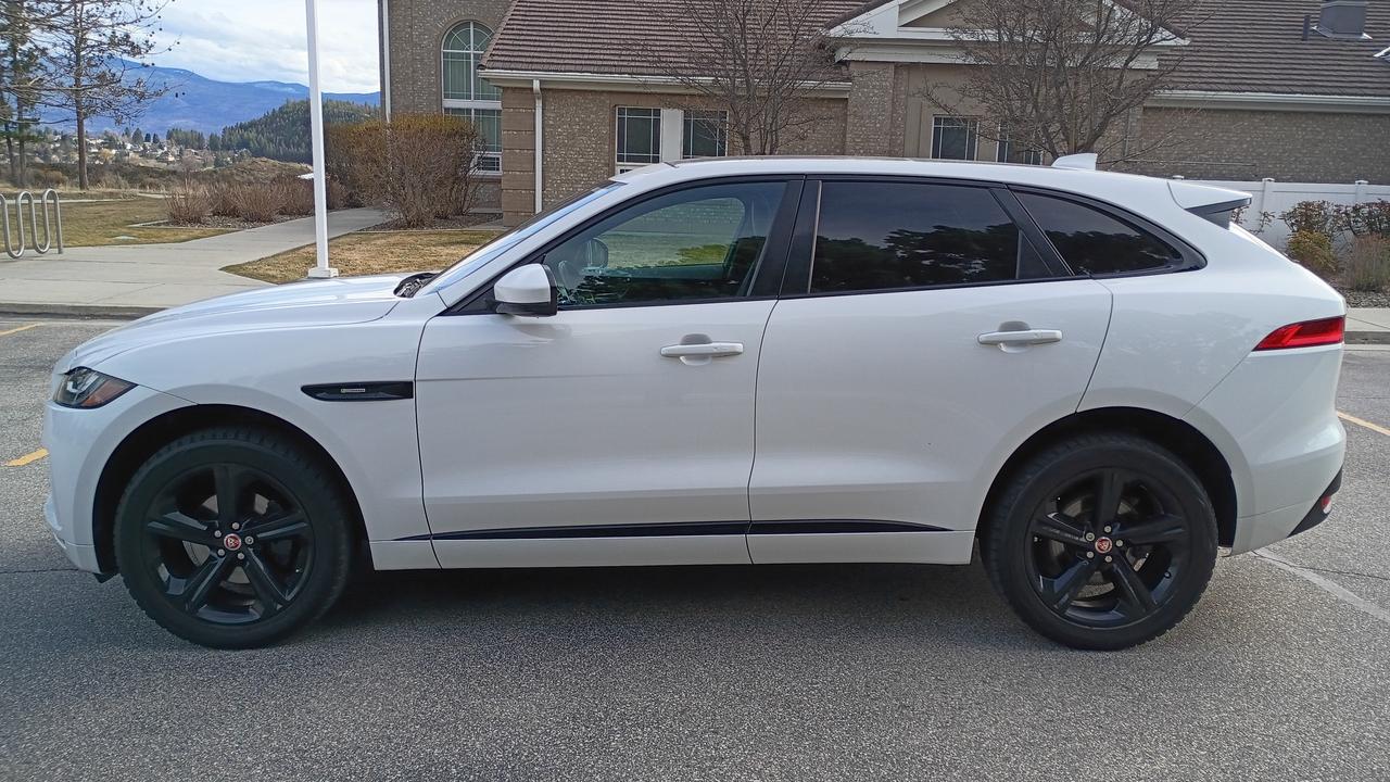 2018 Jaguar F-PACE 20d R-Sport Photo