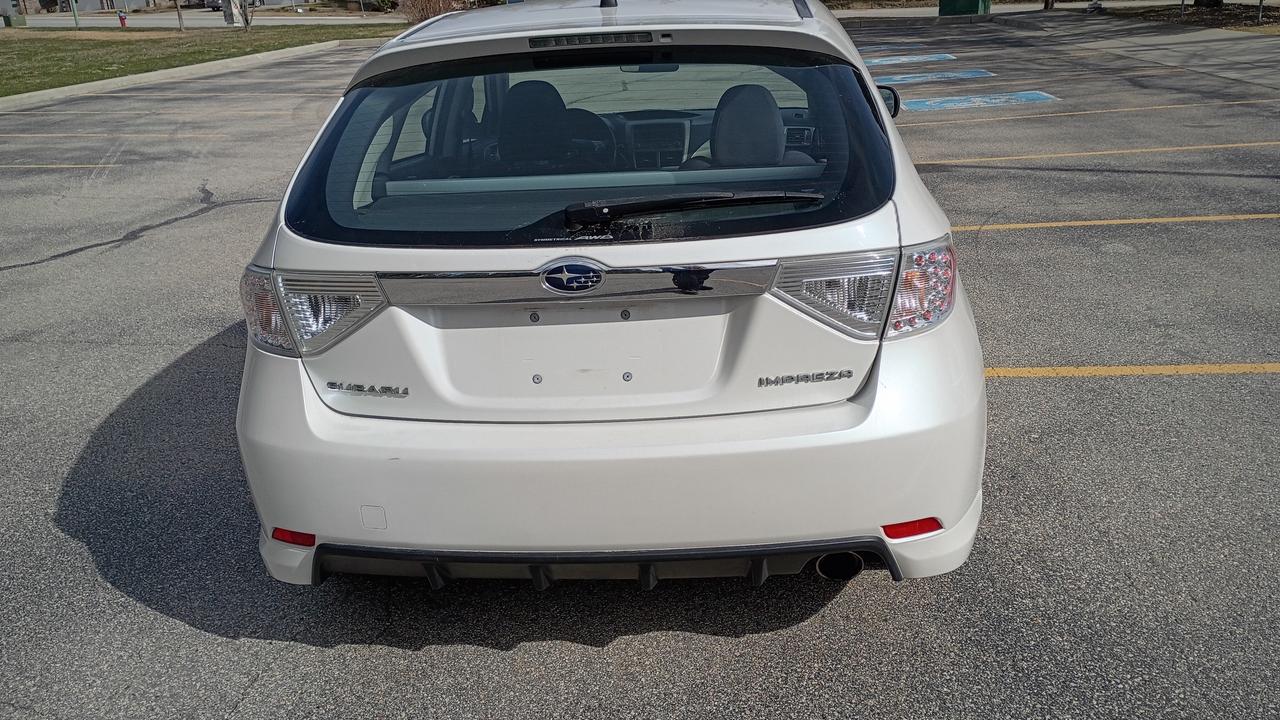 2009 Subaru Impreza 2.5i 5-door Photo3