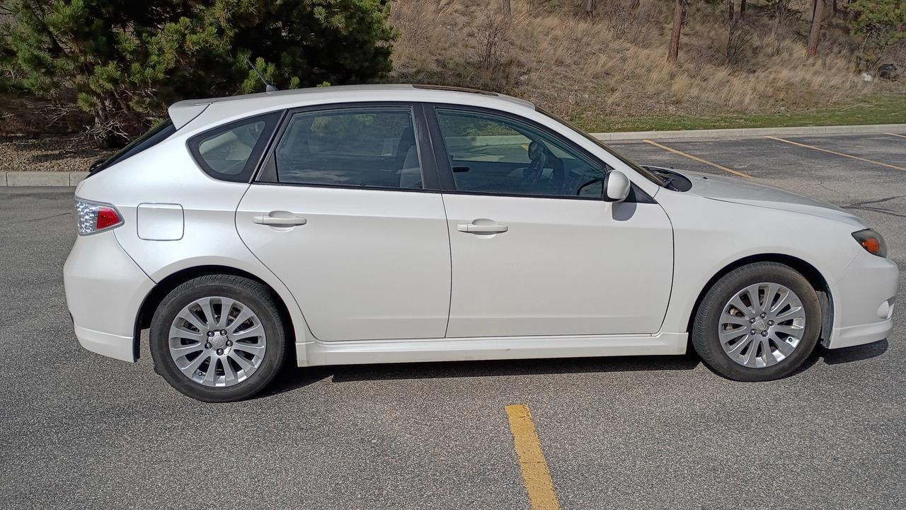 2009 Subaru Impreza 2.5i 5-door Photo
