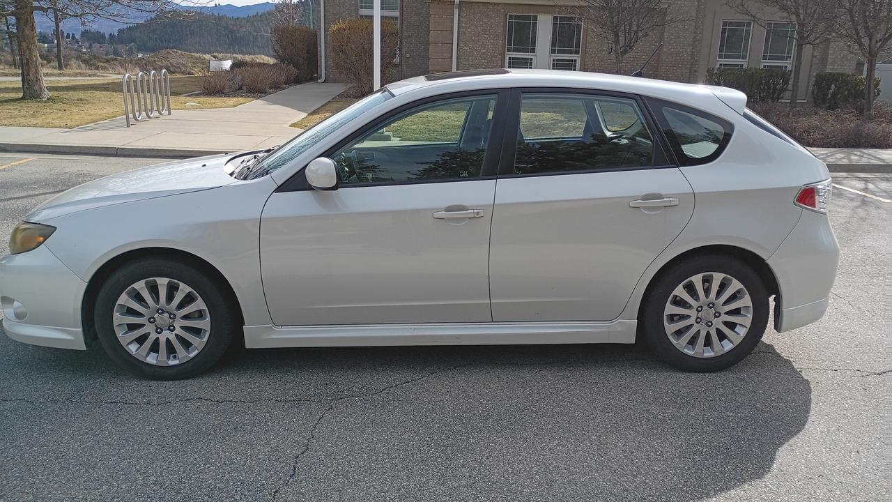 2009 Subaru Impreza 2.5i 5-door Photo