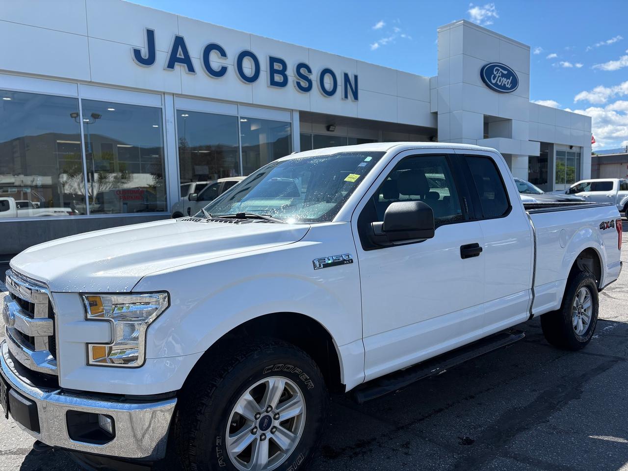 2016 Ford F-150 XLT Photo0