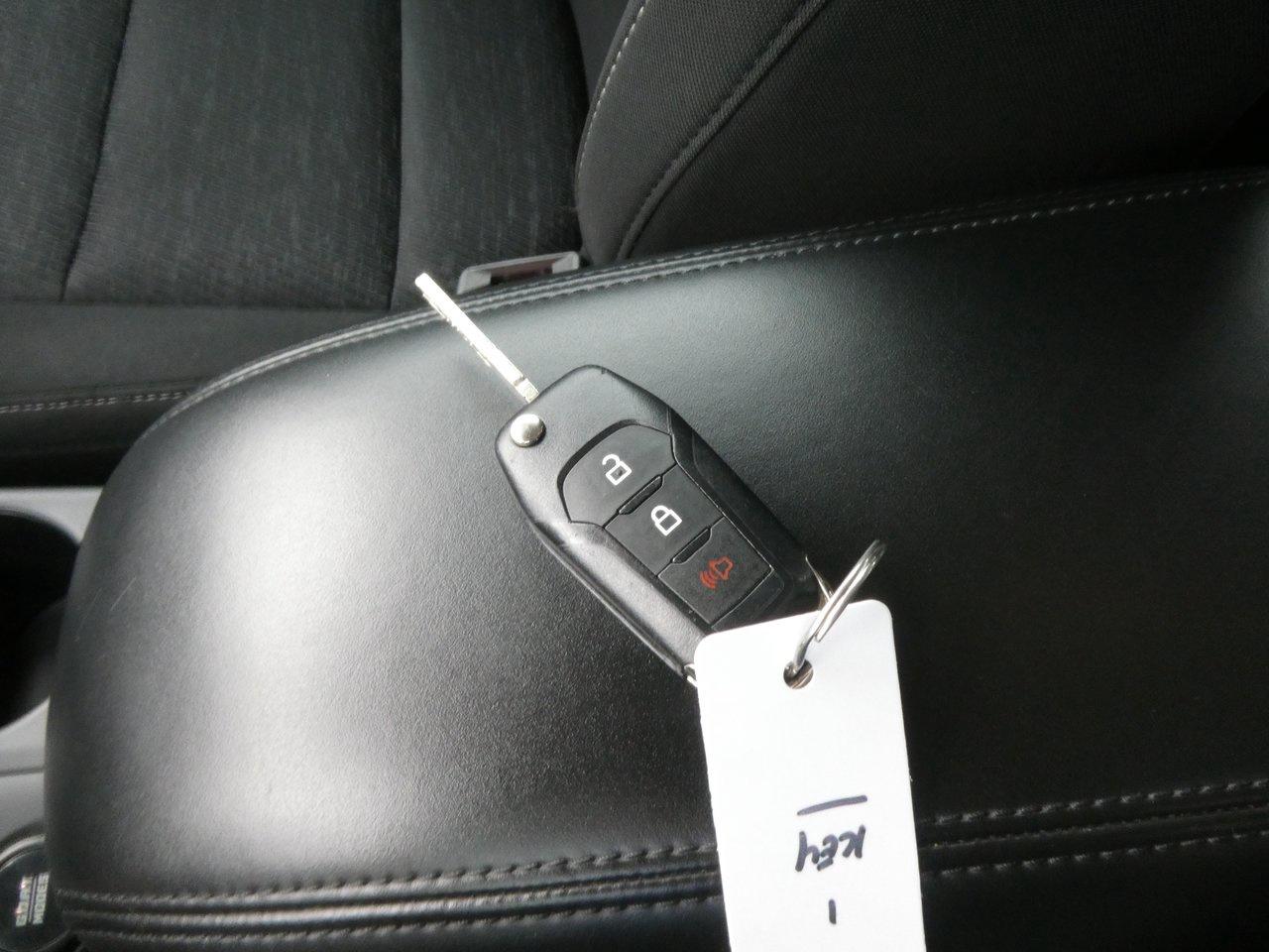 2022 Ford Bronco Sport Base | Cloth | Backup Cam | Apple CarPlay / Android Auto | Photo
