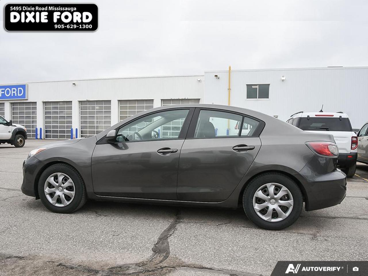 2013 Mazda MAZDA3 GX Photo2