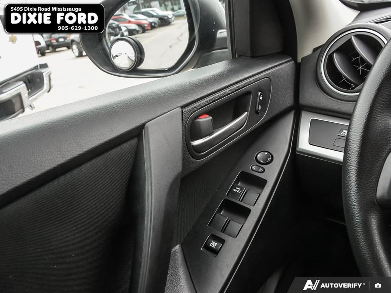 2013 Mazda MAZDA3 GX Photo