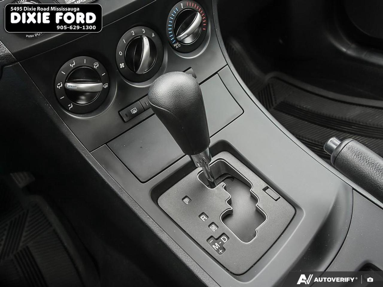 2013 Mazda MAZDA3 GX Photo