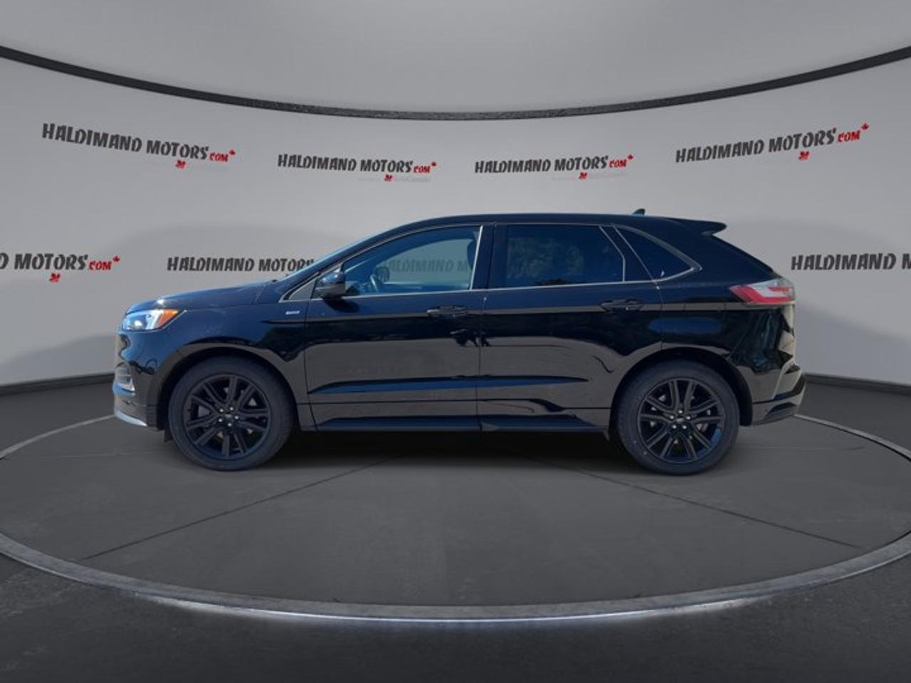 2024 Ford Edge ST Line Photo