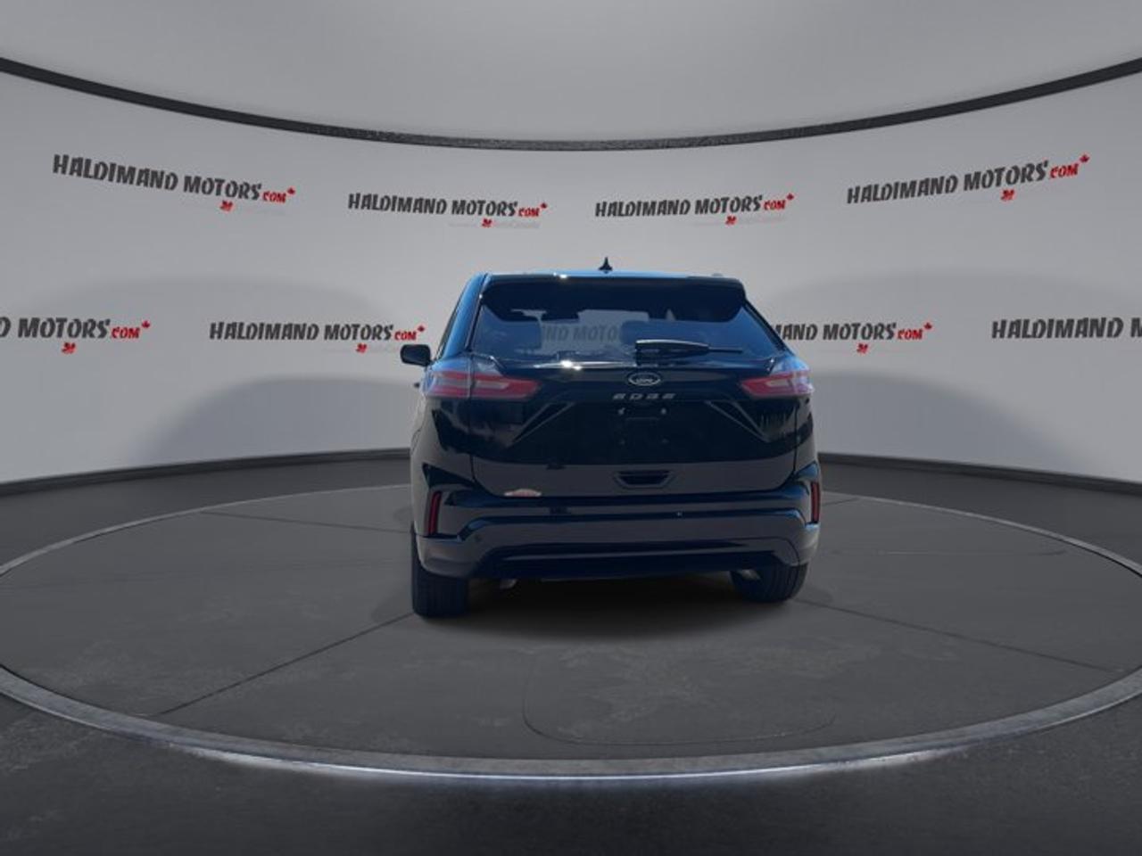 2024 Ford Edge ST Line Photo