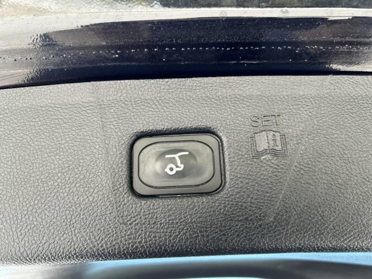 2024 Ford Edge ST Line Photo