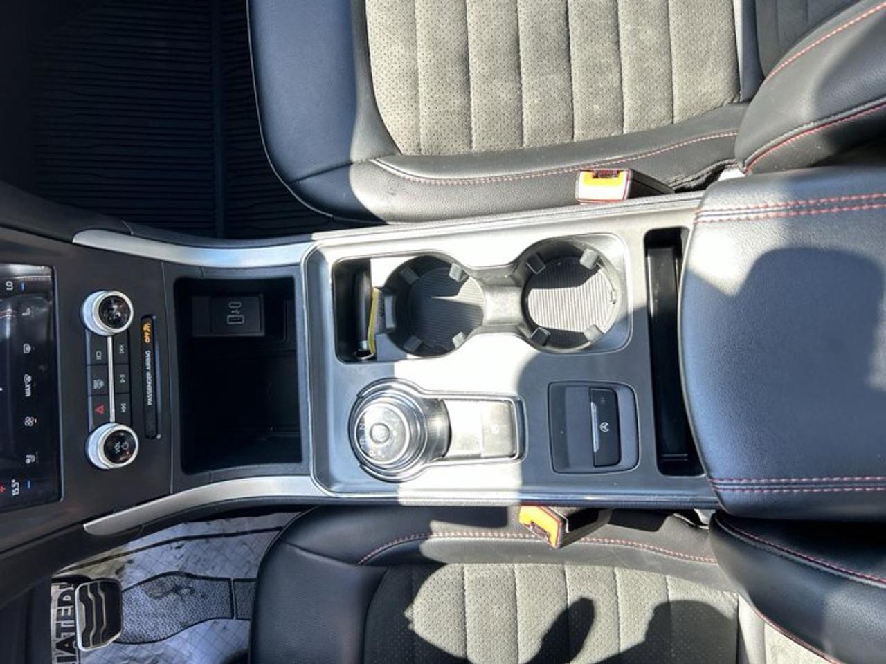 2024 Ford Edge ST Line Photo