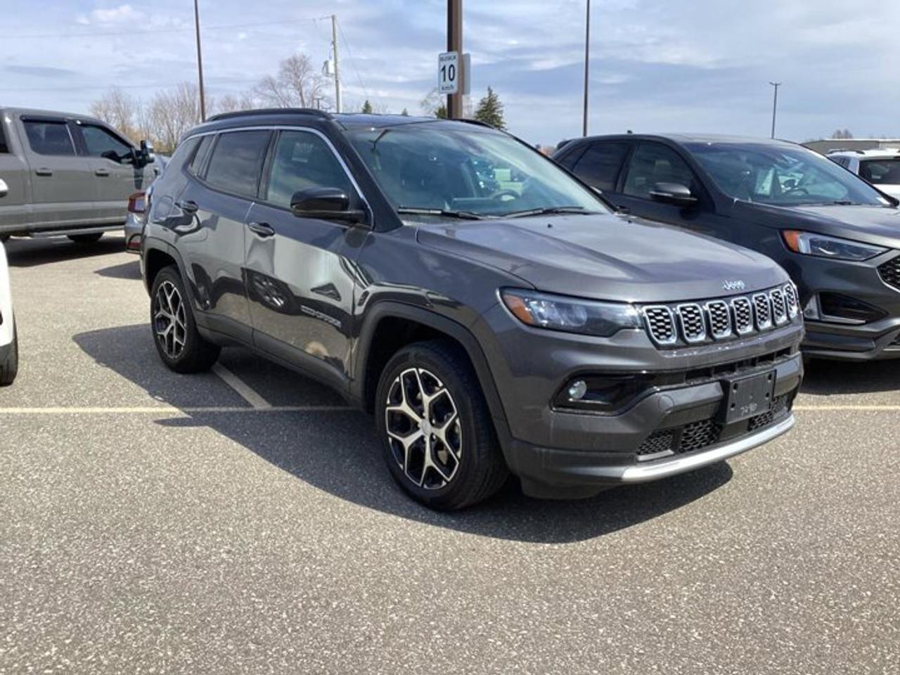2024 Jeep Compass Limited 4x4 | Leather Seats | Heated Steering Wheel Photo3