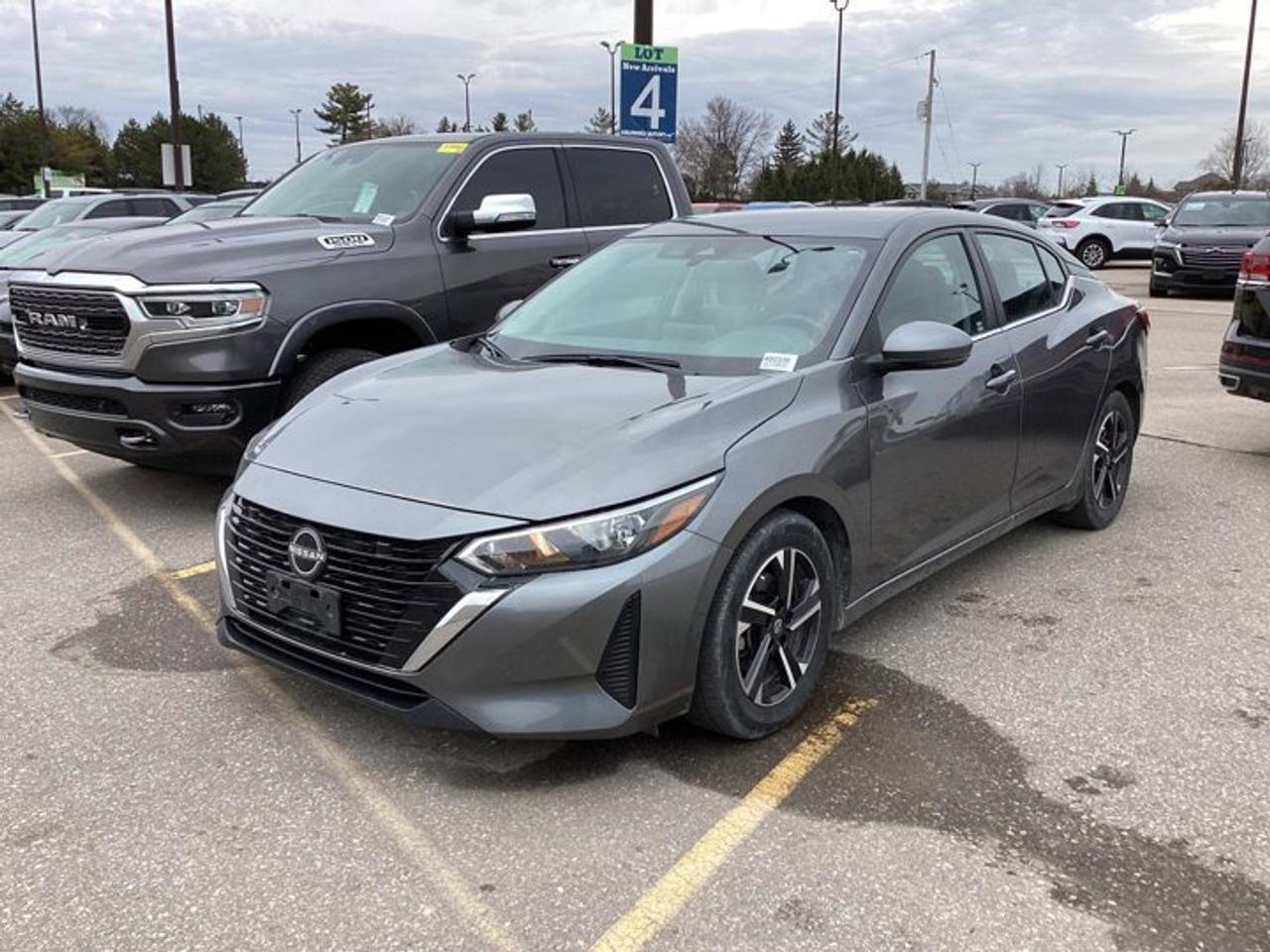 2025 Nissan Sentra SV Photo